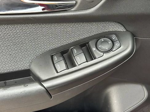 Used 2025 Chevrolet TrailBlazer LT AWD/4WD image 10