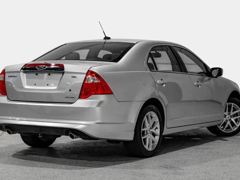 Used 2012 Ford Fusion SEL FWD image 5