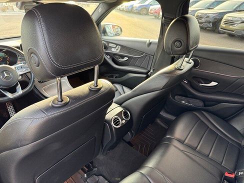 Used 2022 Mercedes-Benz GLC 300 4MATIC image 15