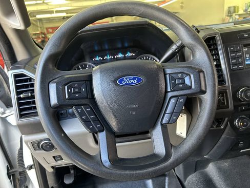 Used 2018 Ford F250 XLT w/ XLT Value Package AWD/4WD image 5