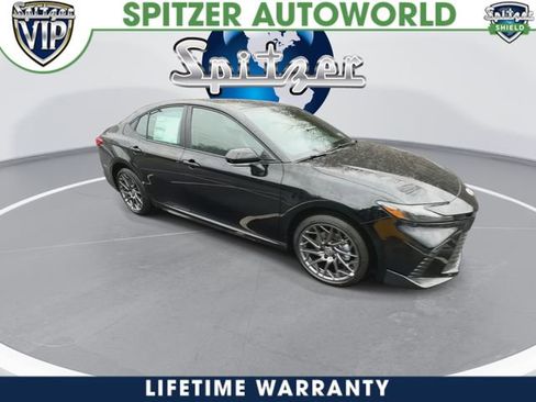 New 2026 Toyota Camry SE image 3