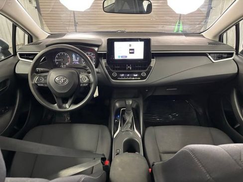 Used 2023 Toyota Corolla LE FWD image 13