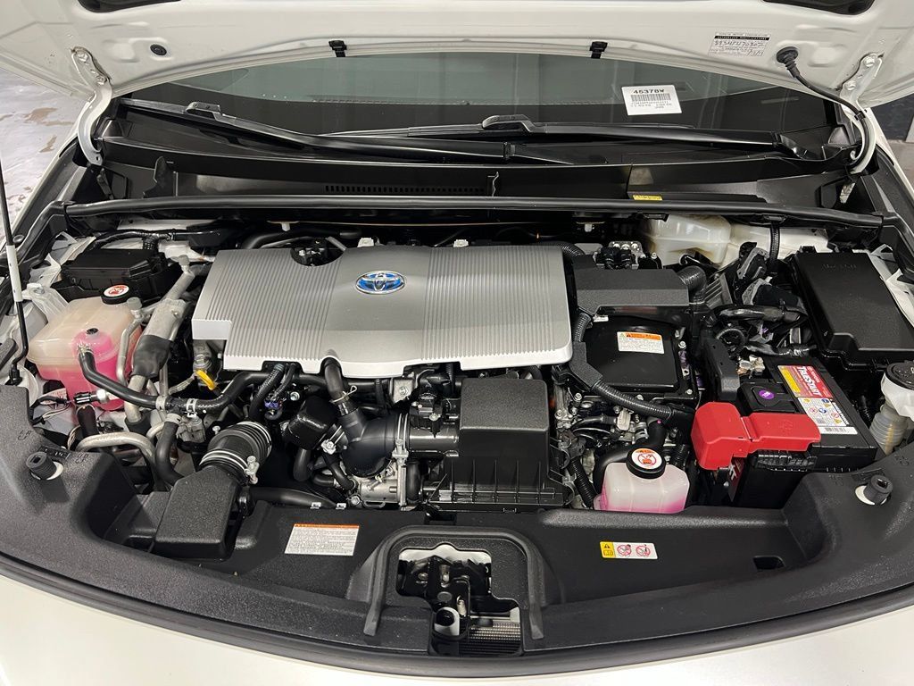 Certified 2017 Toyota Prius Prime Advanced FWD image 42