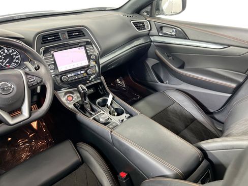 Used 2019 Nissan Maxima SR w/ Premium Package FWD image 24
