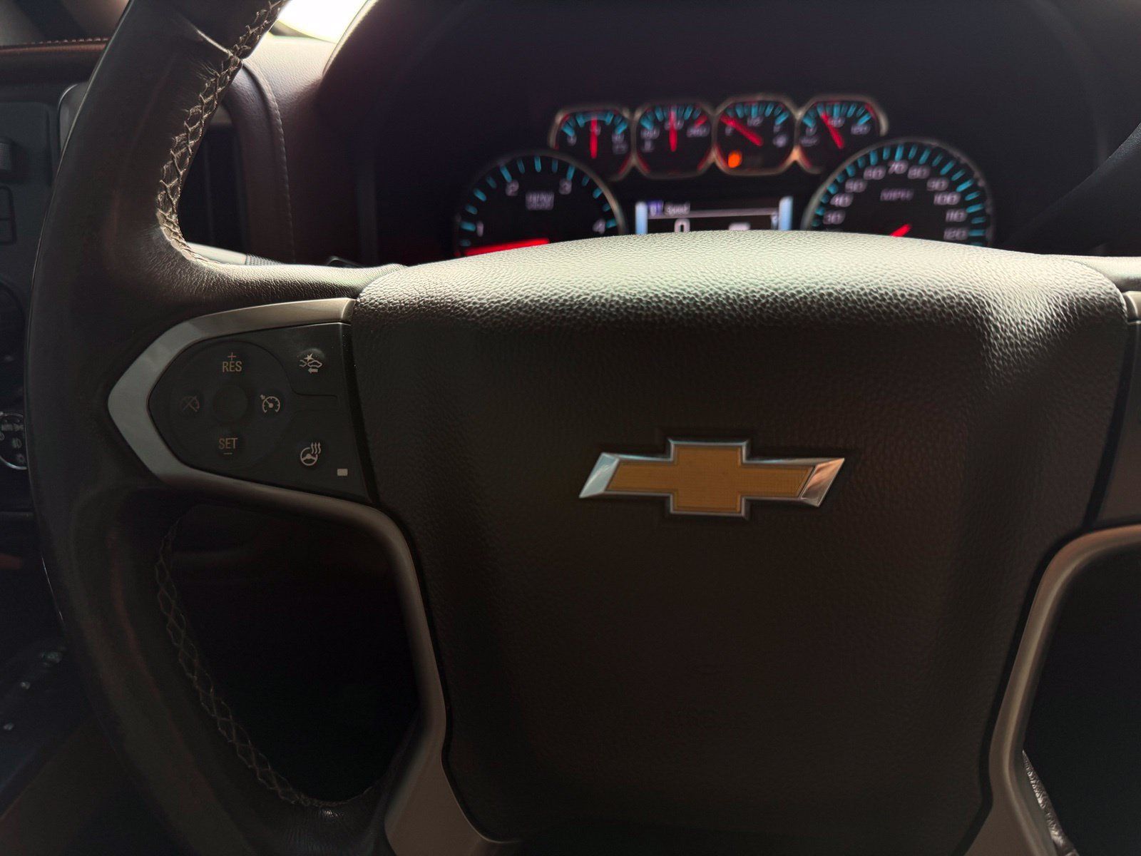 Used 2019 Chevrolet Silverado 3500 High Country w/ Duramax Plus Package AWD/4WD image 14