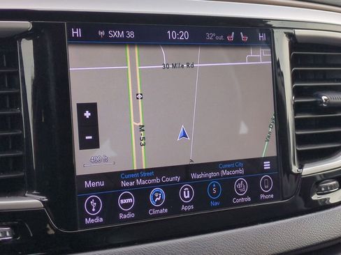 Used 2018 Chrysler Pacifica Touring-L image 30