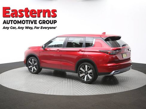 Used 2025 Mitsubishi Outlander SE AWD/4WD image 64