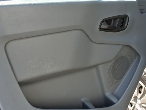 Used 2016 Ford Transit 150 XLT RWD image 8