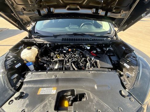 Used 2022 Ford Edge SE w/ Black Appearance Package image 30