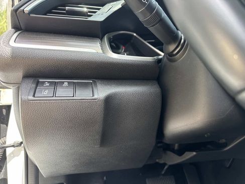 Used 2021 Honda Civic EX image 30