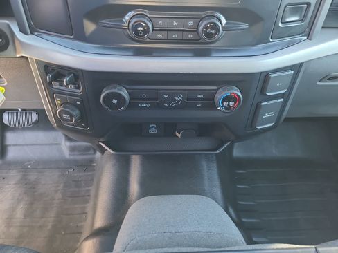 Used 2022 Ford F150 XLT w/ XTR Package image 25