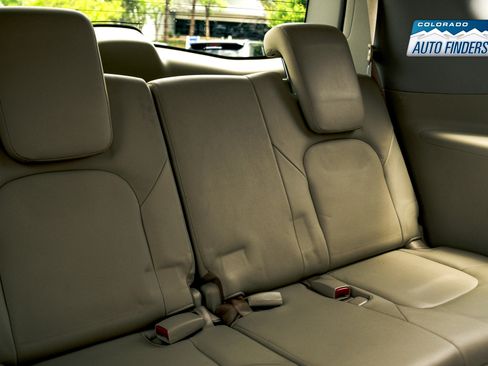 Used 2011 INFINITI QX56 4WD w/ Theater Pkg image 27