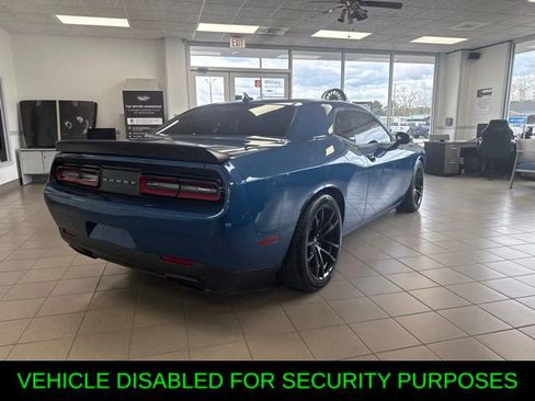 Used 2023 Dodge Challenger SRT Hellcat w/ Driver Convenience Group RWD image 5