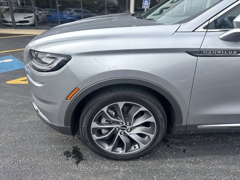 Certified 2021 Lincoln Nautilus Reserve AWD/4WD image 19