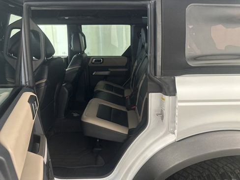 Used 2022 Ford Bronco Wildtrak image 13