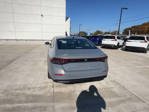New 2025 Honda Accord SE image 8