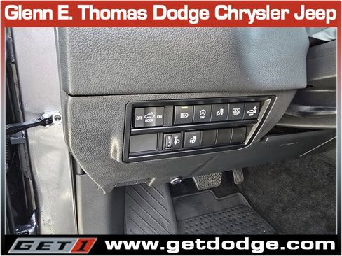 Used 2024 Toyota Tundra Limited AWD/4WD image 21