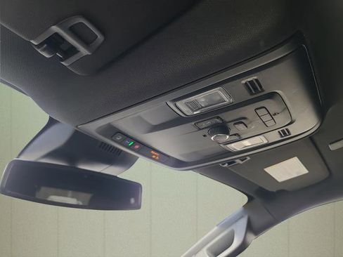 Used 2023 Chevrolet Tahoe Z71 w/ Z71 Off-Road Package image 35