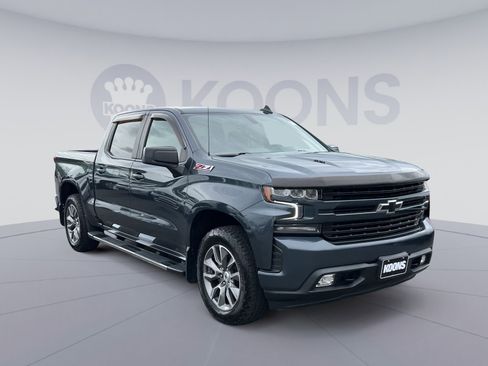 Used 2021 Chevrolet Silverado 1500 RST AWD/4WD image 2