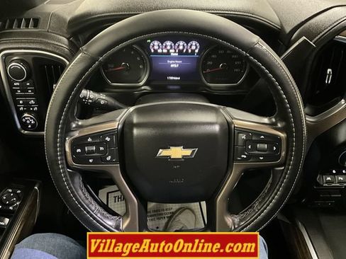 Used 2019 Chevrolet Silverado 1500 High Country w/ Technology Package AWD/4WD image 19