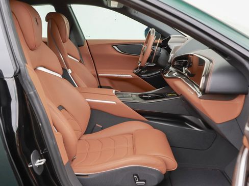 Certified 2025 Ferrari Purosangue image 56