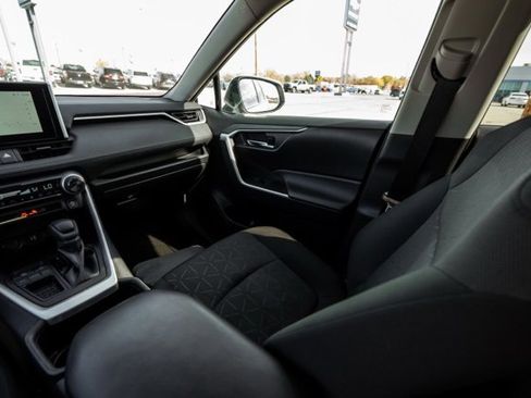 Used 2024 Toyota RAV4 XLE image 23