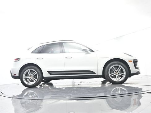 Certified 2022 Porsche Macan AWD/4WD image 52