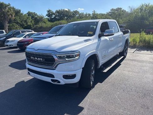 Used 2022 RAM 1500 Limited AWD/4WD image 1
