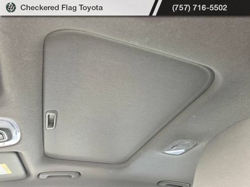 Used 2024 Hyundai Elantra SEL w/ Convenience Package FWD image 9