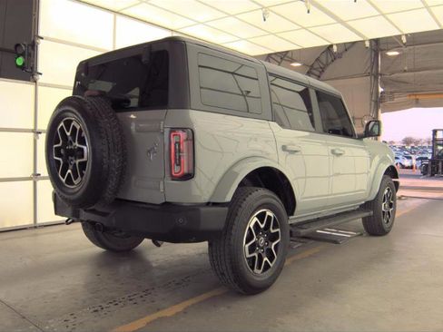 Used 2023 Ford Bronco Outer Banks image 11