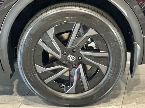 New 2026 Toyota C-HR AWD/4WD image 32