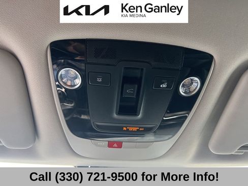 Certified 2025 Kia Sportage EX w/ Premium Package image 40