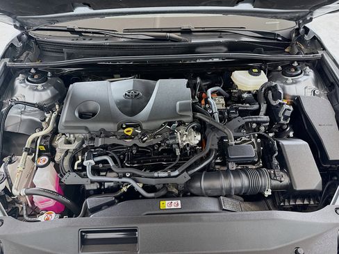 Used 2025 Toyota Camry SE image 26