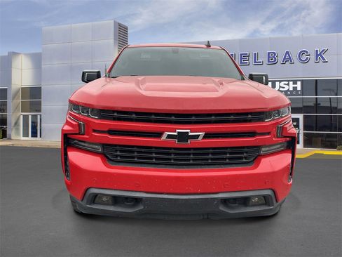 Used 2019 Chevrolet Silverado 1500 RST image 2