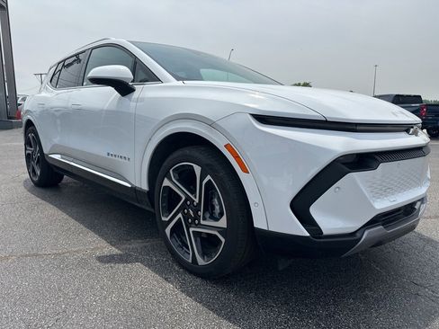 Used 2024 Chevrolet Equinox EV LT w/ Active Safety Package 3 image 22