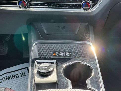 Used 2025 Chevrolet Equinox RS w/ Safety and Technology Package image 14