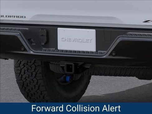 New 2026 Chevrolet Colorado ZR2 w/ Technology Package AWD/4WD image 16