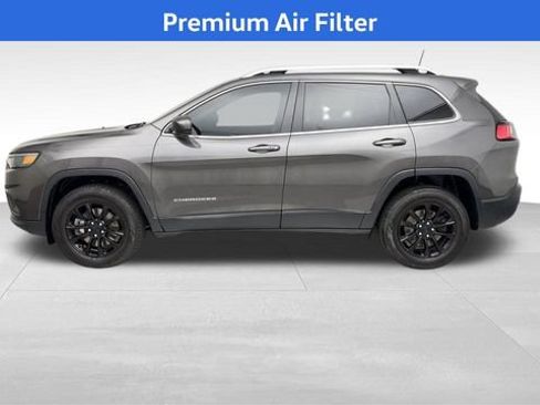 Used 2019 Jeep Cherokee Latitude Plus w/ Comfort/Convenience Group AWD/4WD image 6