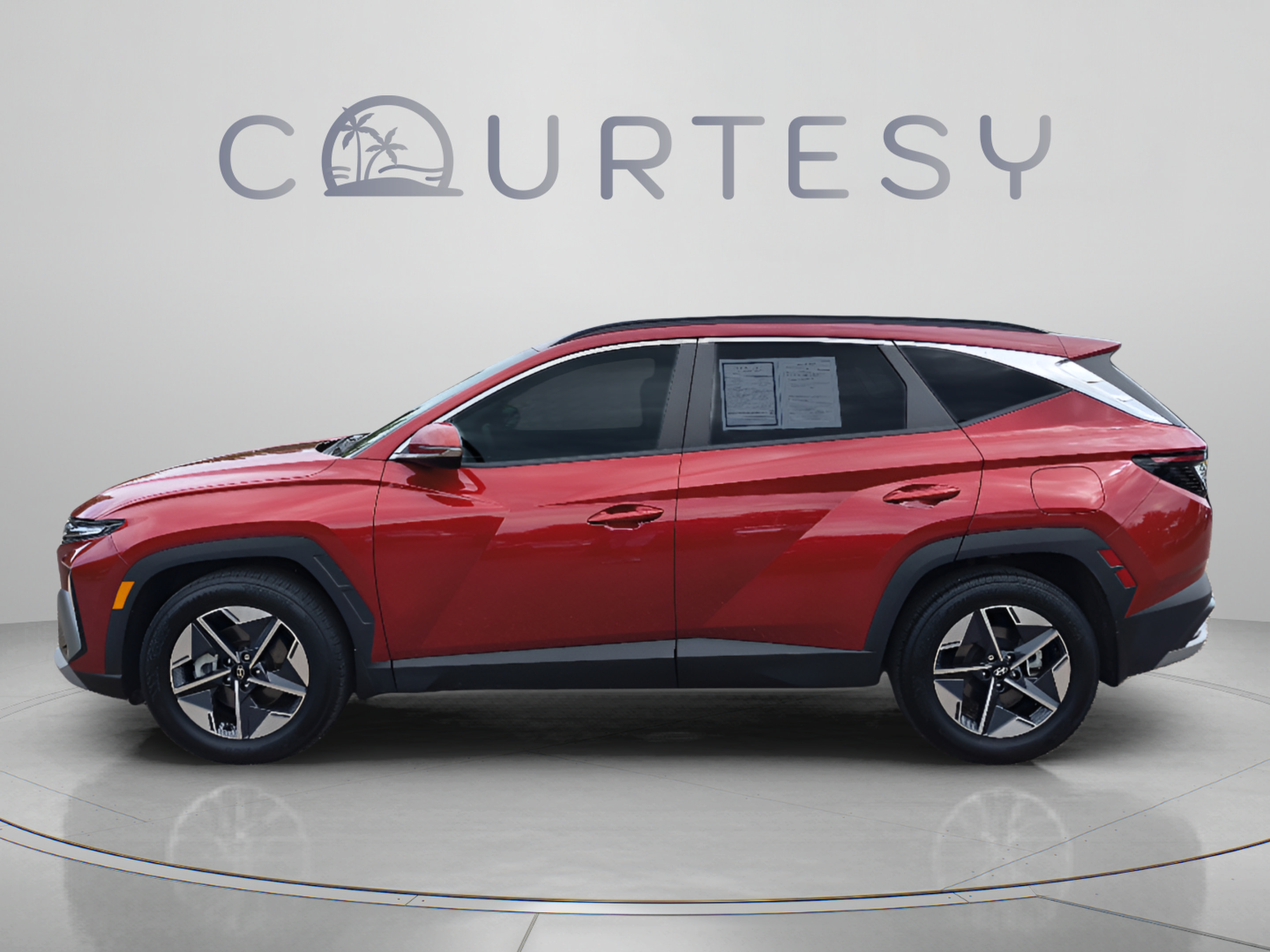 Certified 2025 Hyundai Tucson SEL FWD image 2
