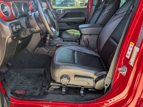 Used 2020 Jeep Gladiator Rubicon AWD/4WD image 14