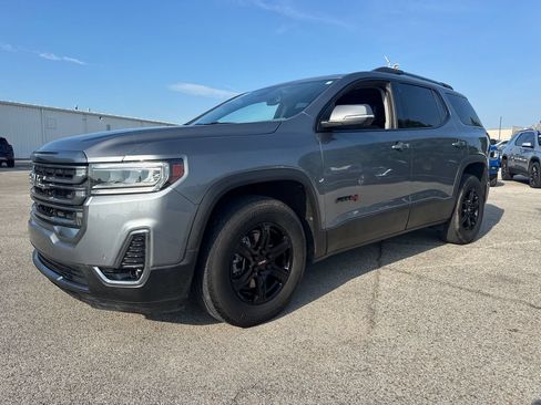 Used 2021 GMC Acadia AT4 w/ Technology Package AWD/4WD image 2