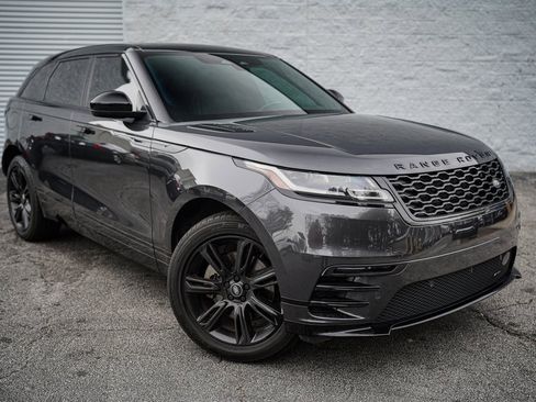 Used 2022 Land Rover Range Rover Velar R-Dynamic S image 9