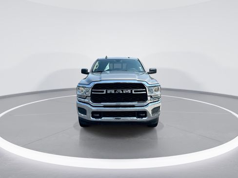 Used 2019 RAM 2500 Tradesman AWD/4WD image 3