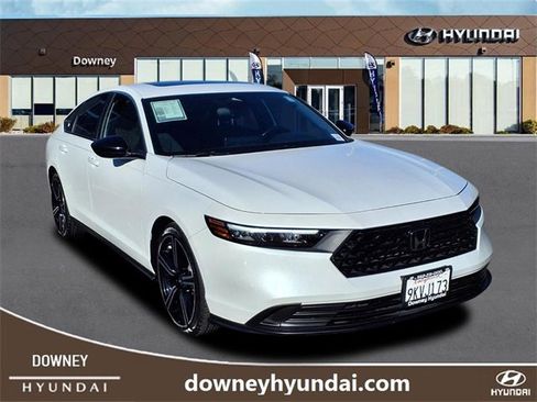 Used 2024 Honda Accord Sport image 3