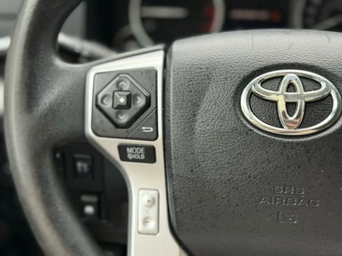 Used 2016 Toyota Tundra SR5 w/ SR5 Upgrade Package image 25