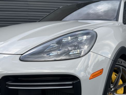 Certified 2023 Porsche Cayenne Turbo GT AWD/4WD image 11
