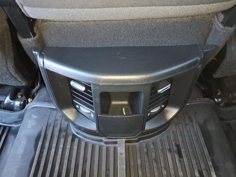 Used 2024 RAM 2500 Tradesman w/ Chrome Appearance Group AWD/4WD image 18