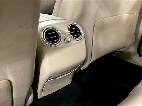 Used 2021 Mercedes-Benz GLC 300 4MATIC image 33