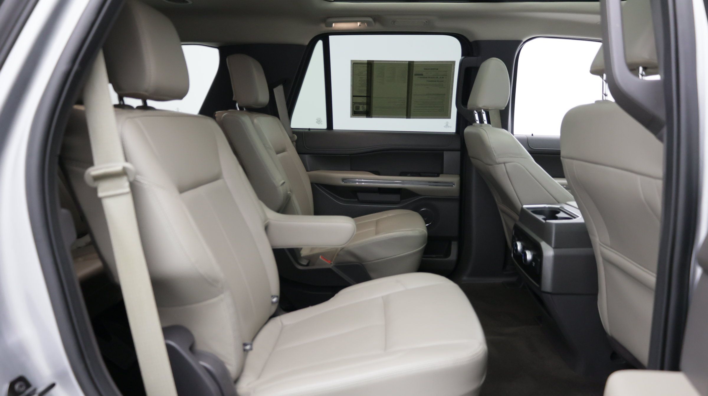 Used 2021 Ford Expedition XLT AWD/4WD image 40