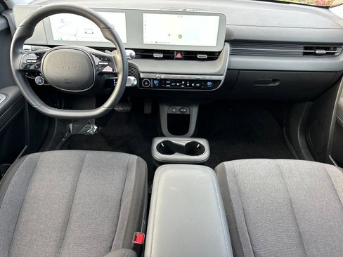 Used 2023 Hyundai Ioniq 5 SE image 13